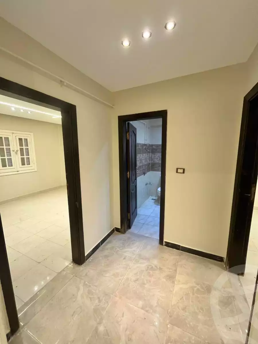 https://aqarmap.com.eg/en/listing/5907904-for-rent-cairo-new-cairo-first-settlement-neighbourhood-5-el-shaheed-islam-raafat-st