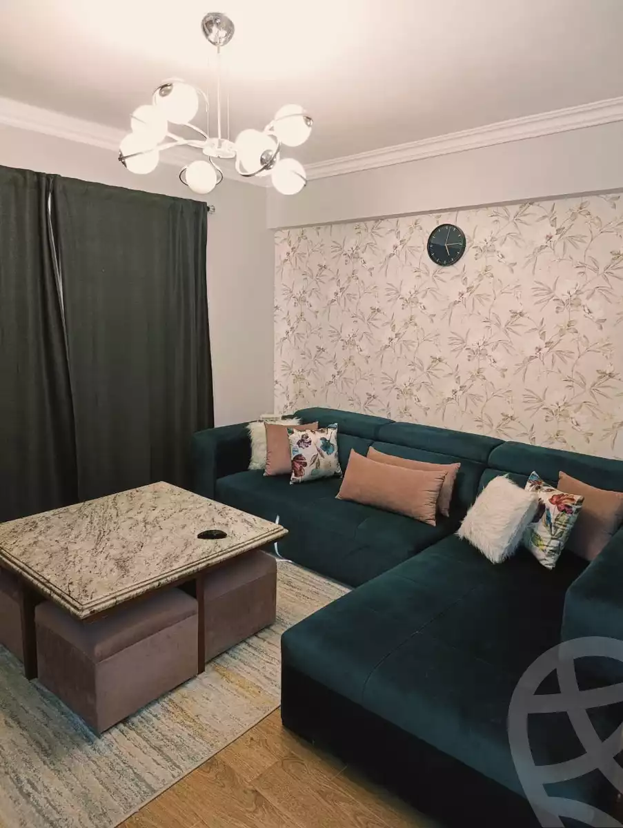 https://aqarmap.com.eg/en/listing/5908557-for-sale-cairo-el-sheikh-zayed-city-compounds-jn-1
