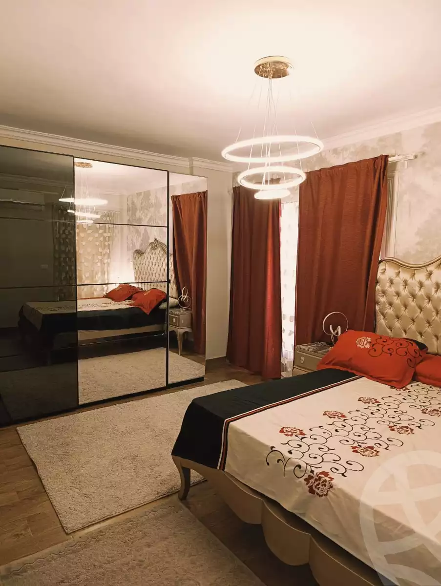 https://aqarmap.com.eg/en/listing/5908557-for-sale-cairo-el-sheikh-zayed-city-compounds-jn-1