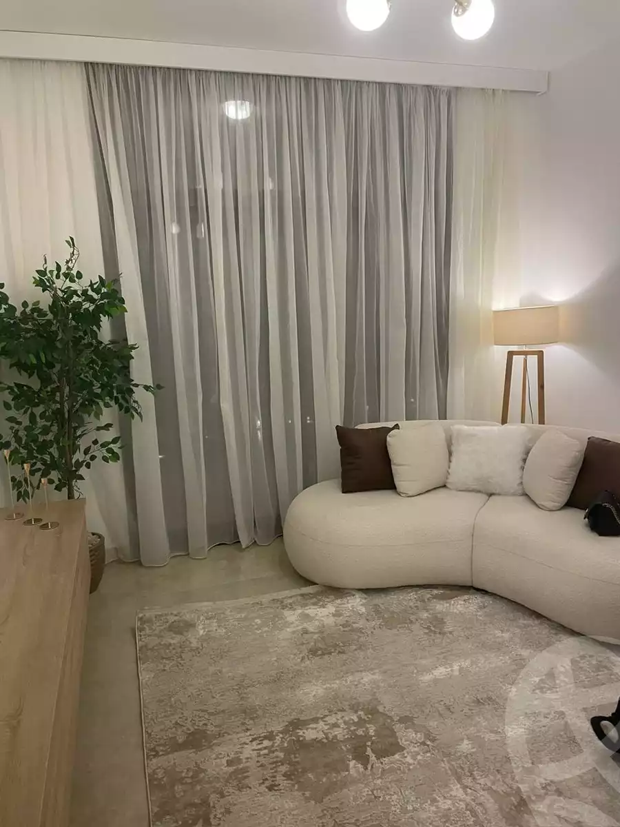 https://aqarmap.com.eg/en/listing/5910229-for-rent-cairo-new-cairo-compounds-fifth-square