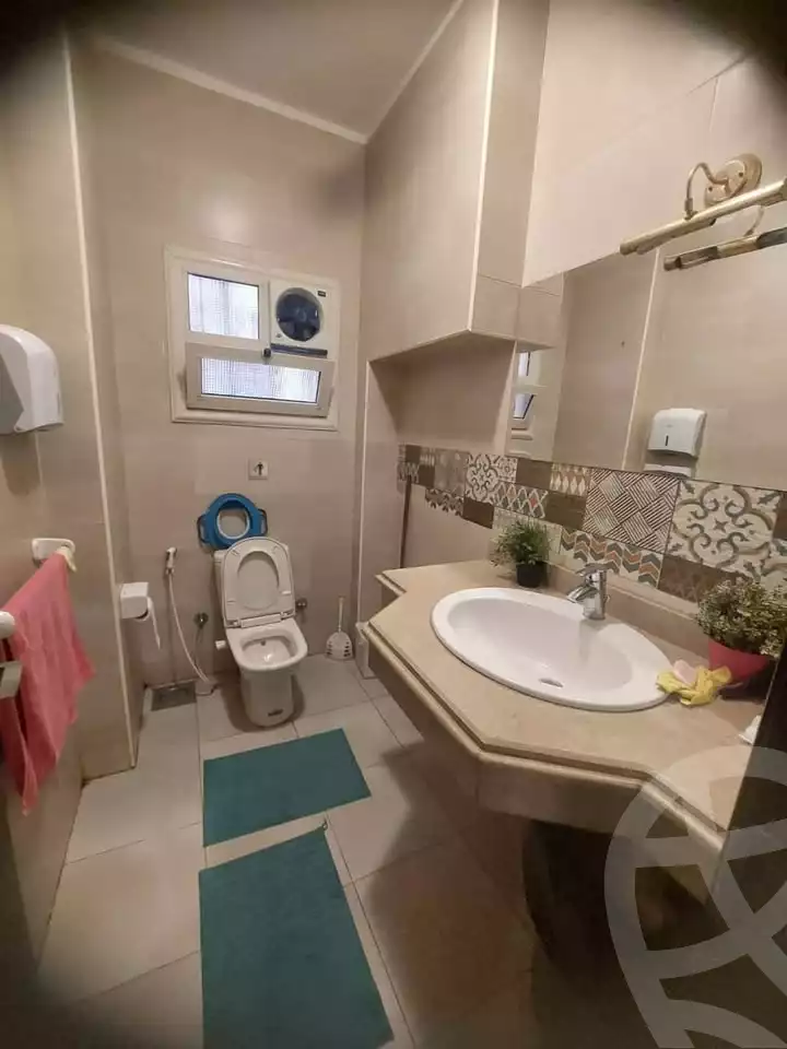 https://aqarmap.com.eg/en/listing/5910817-for-sale-cairo-mokattam-lhdb-l-ly