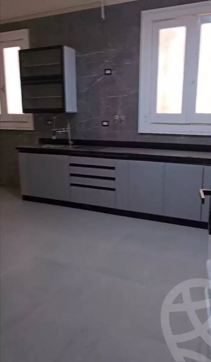 https://aqarmap.com.eg/ar/listing/5910900-for-rent-cairo-garden-city
