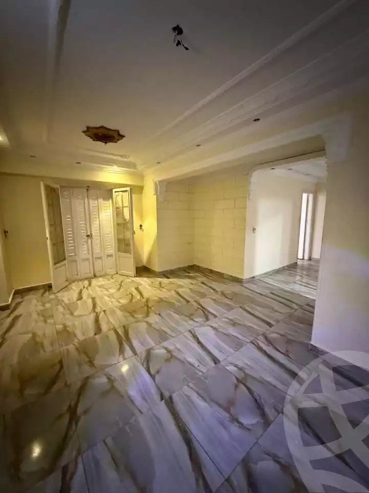 https://aqarmap.com.eg/ar/listing/5912754-for-sale-alexandria-l-jmy-lbytsh-el-zohour-st