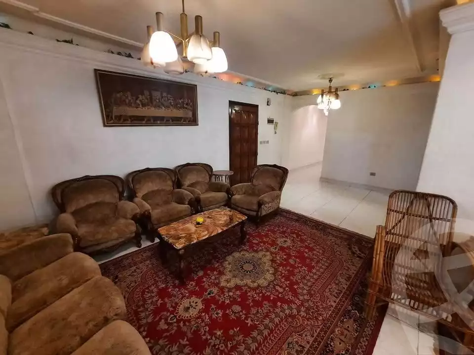 https://aqarmap.com.eg/ar/listing/5912869-for-sale-alexandria-glim-shr-bw-qyr-tryq-lhry