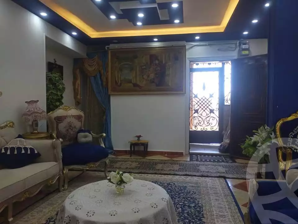 https://aqarmap.com.eg/ar/listing/5912944-for-sale-alexandria-mntq-fr-y-blskndry-el-attarin
