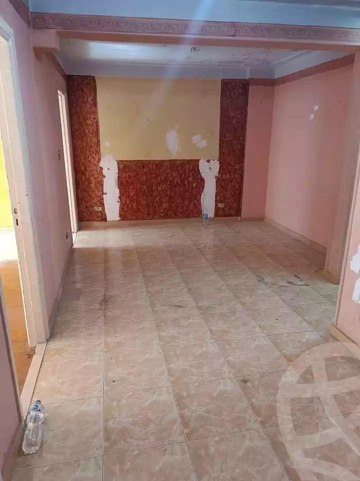 https://aqarmap.com.eg/ar/listing/5913046-for-sale-alexandria-zezenia-ibrahim-el-attar-st