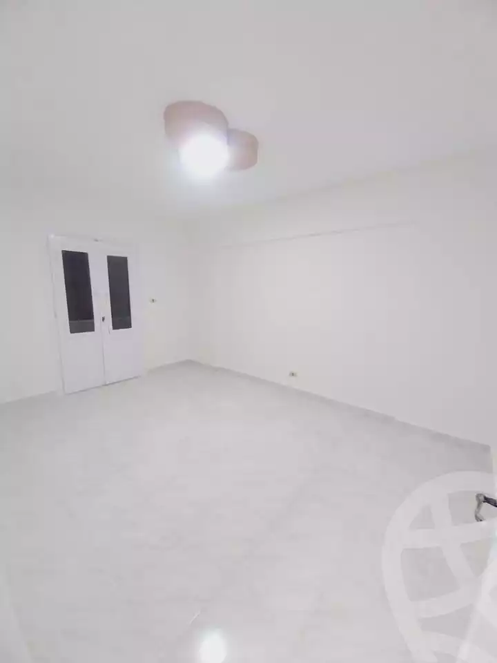 https://aqarmap.com.eg/ar/listing/5913087-for-sale-alexandria-l-jmy-shataa-el-nakheel-street-33