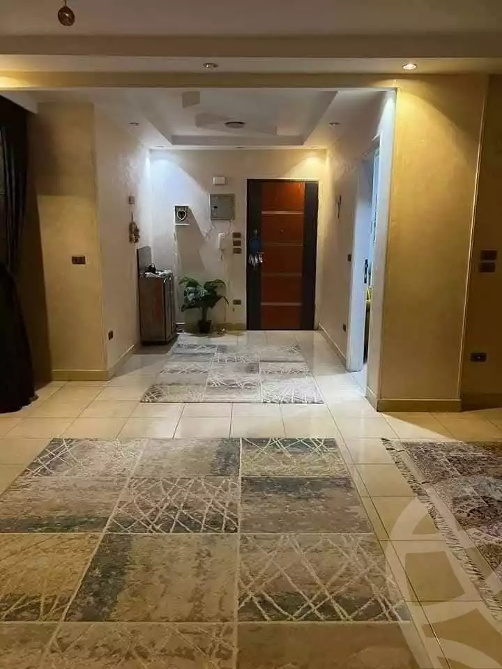 https://aqarmap.com.eg/ar/listing/5916714-for-sale-cairo-ain-shams-ain-shams-el-sharkia