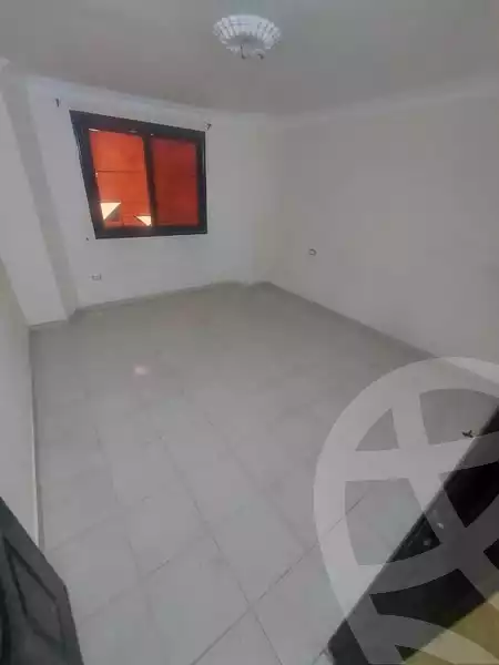 https://aqarmap.com.eg/en/listing/5917966-for-sale-cairo-helwan-helwan-el-sharkeya-mostafa-safwat-st