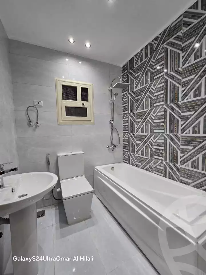 https://aqarmap.com.eg/en/listing/5918077-for-sale-cairo-hadayek-el-ahram-al-mantaka-s