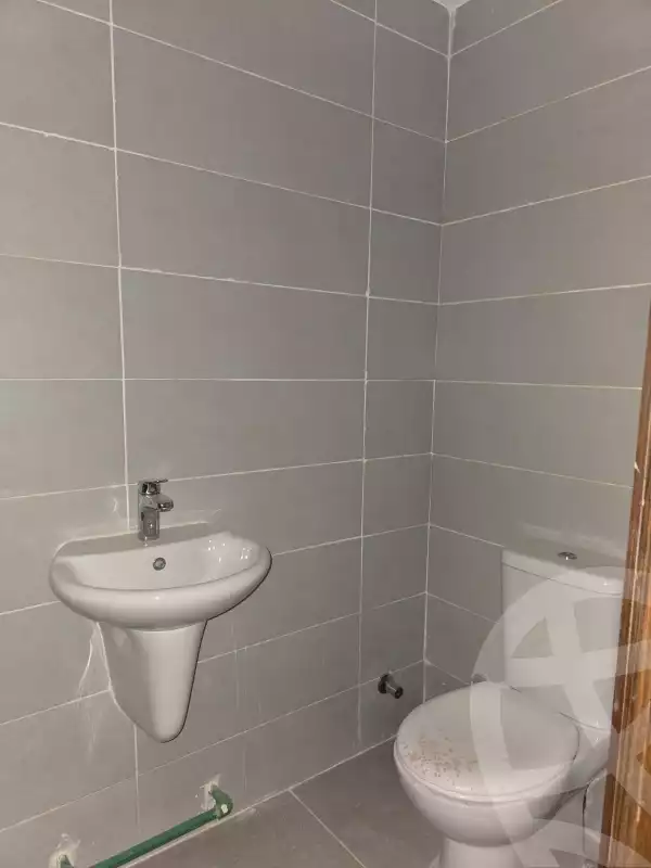 https://aqarmap.com.eg/en/listing/5855010-for-sale-cairo-el-sheikh-zayed-city-compounds-tryfywm-zyd-nm-llttwyr