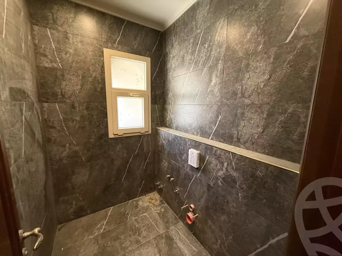 https://aqarmap.com.eg/en/listing/5918915-for-sale-cairo-new-cairo-compounds-el-patio-oro