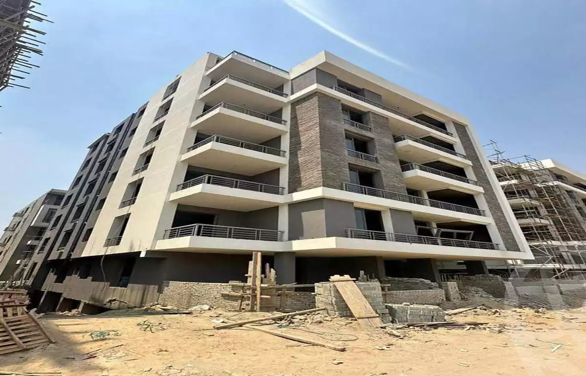 https://aqarmap.com.eg/en/listing/5919969-for-sale-cairo-new-cairo-compounds-tag-city-club-side-taj-city