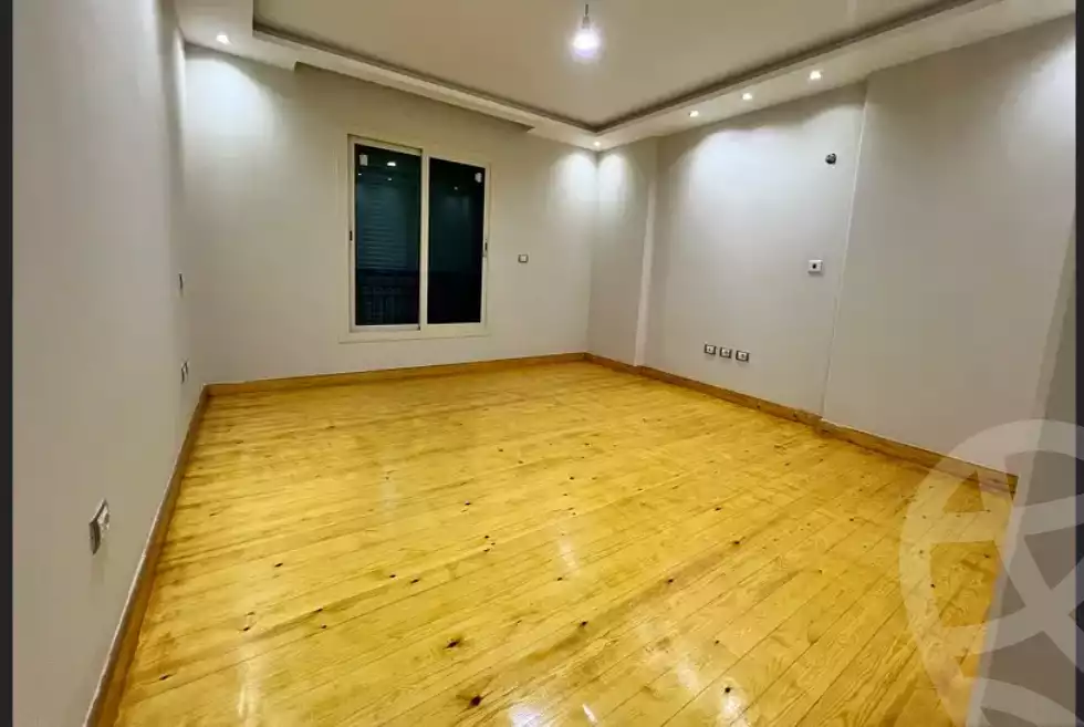 https://aqarmap.com.eg/en/listing/5920899-for-sale-alexandria-smouha-compounds-in-smouha-antoniadis-city-compound