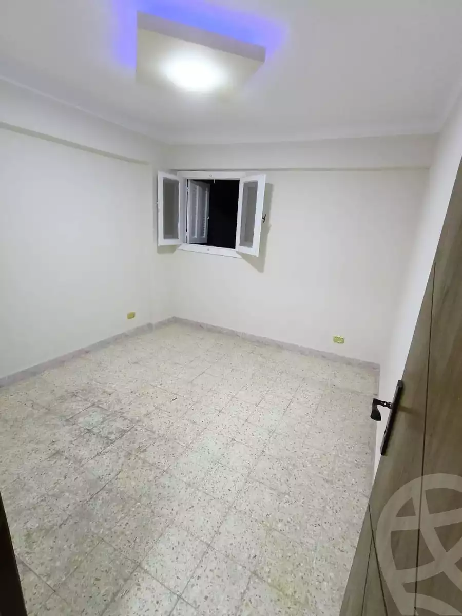 https://aqarmap.com.eg/en/listing/5921608-for-sale-alexandria-l-jmy-el-hanouvel-gabir-hafez-st