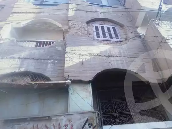 https://aqarmap.com.eg/en/listing/5922528-for-sale-gharbia-tanta-tanta-city-al-borssa-st
