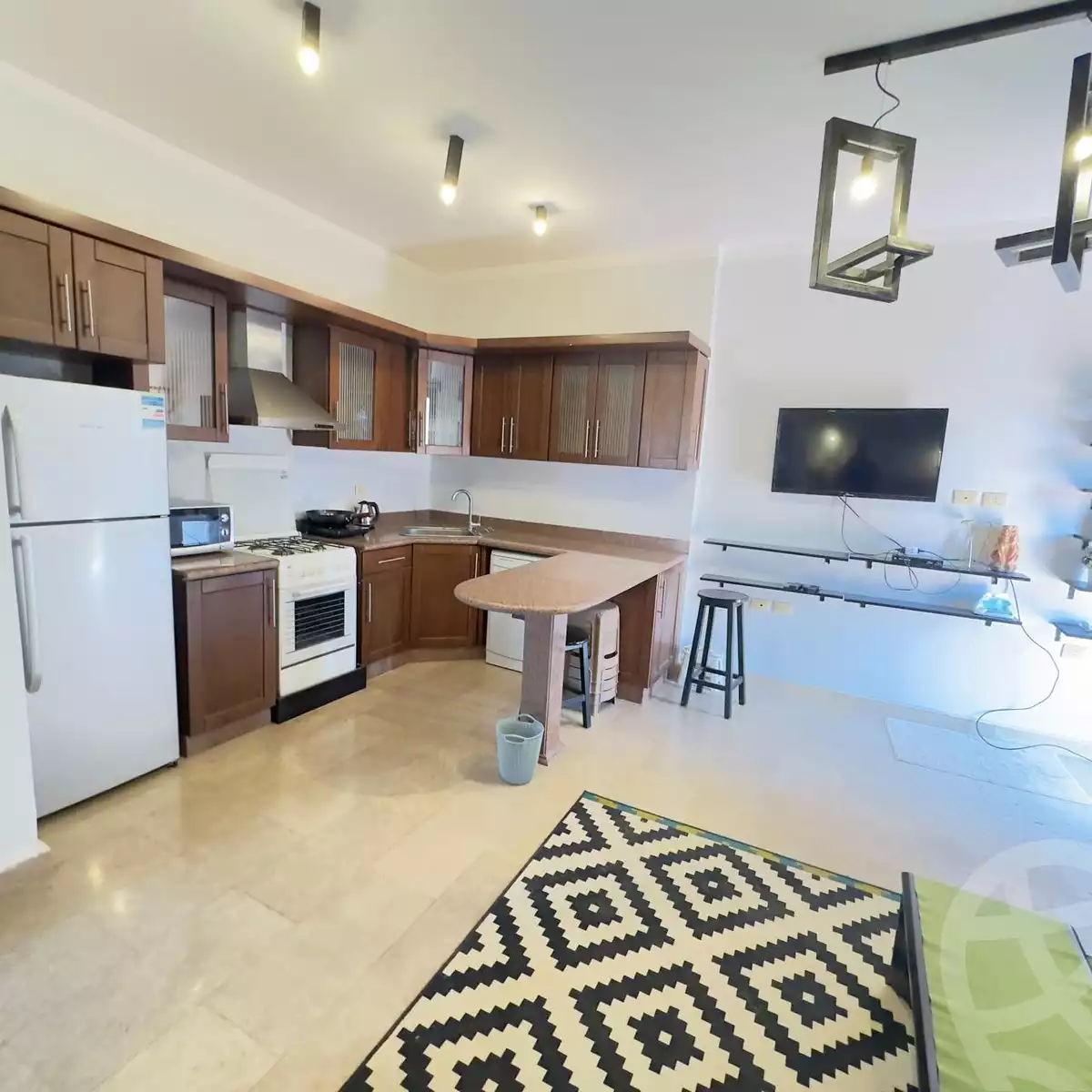 https://aqarmap.com.eg/en/listing/5923388-for-rent-cairo-el-sheikh-zayed-city-compounds-casa