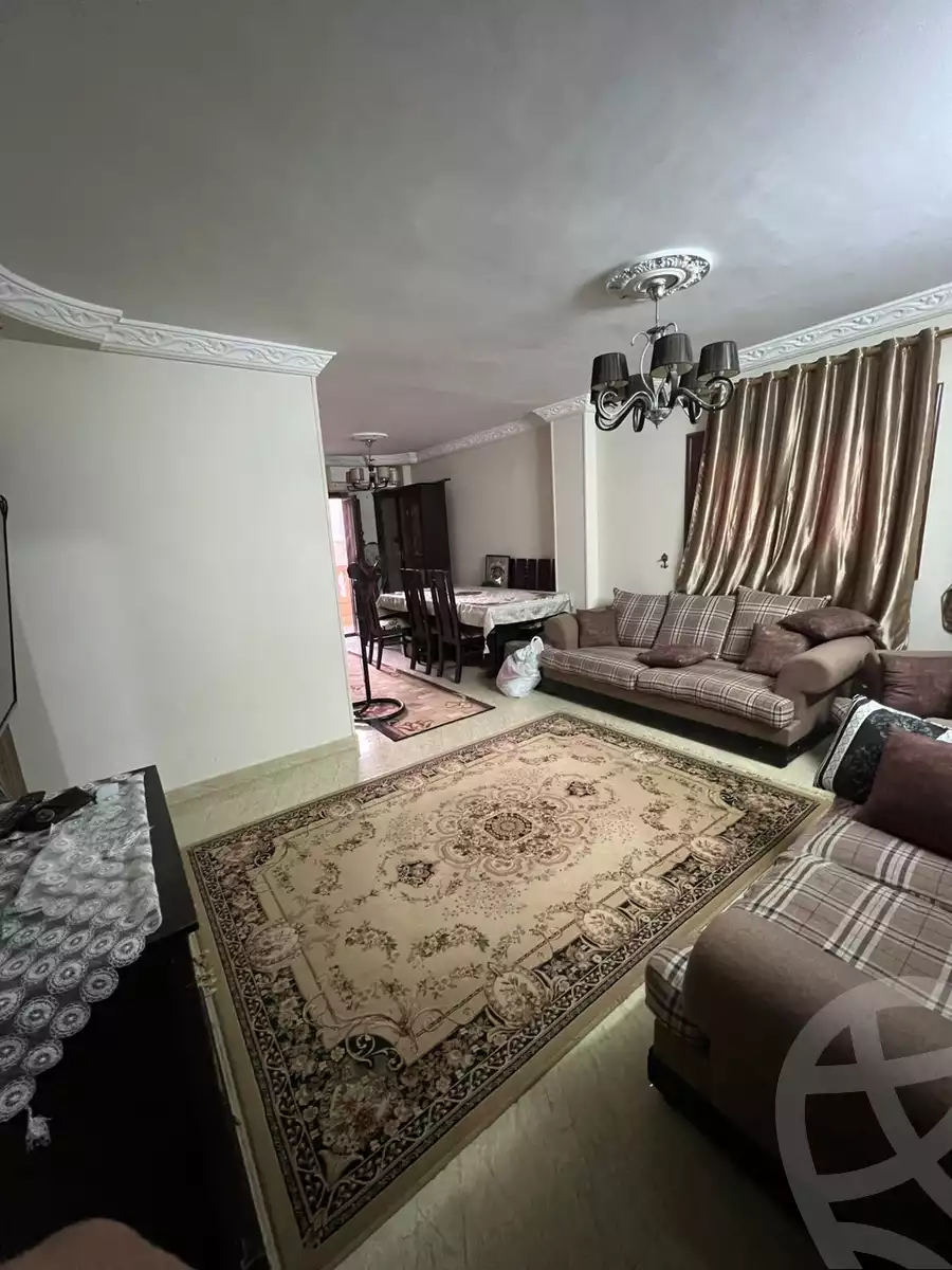 https://aqarmap.com.eg/ar/listing/5923893-for-sale-cairo-6th-of-october-el-ahyaa-neighborhood-3rd-street-40
