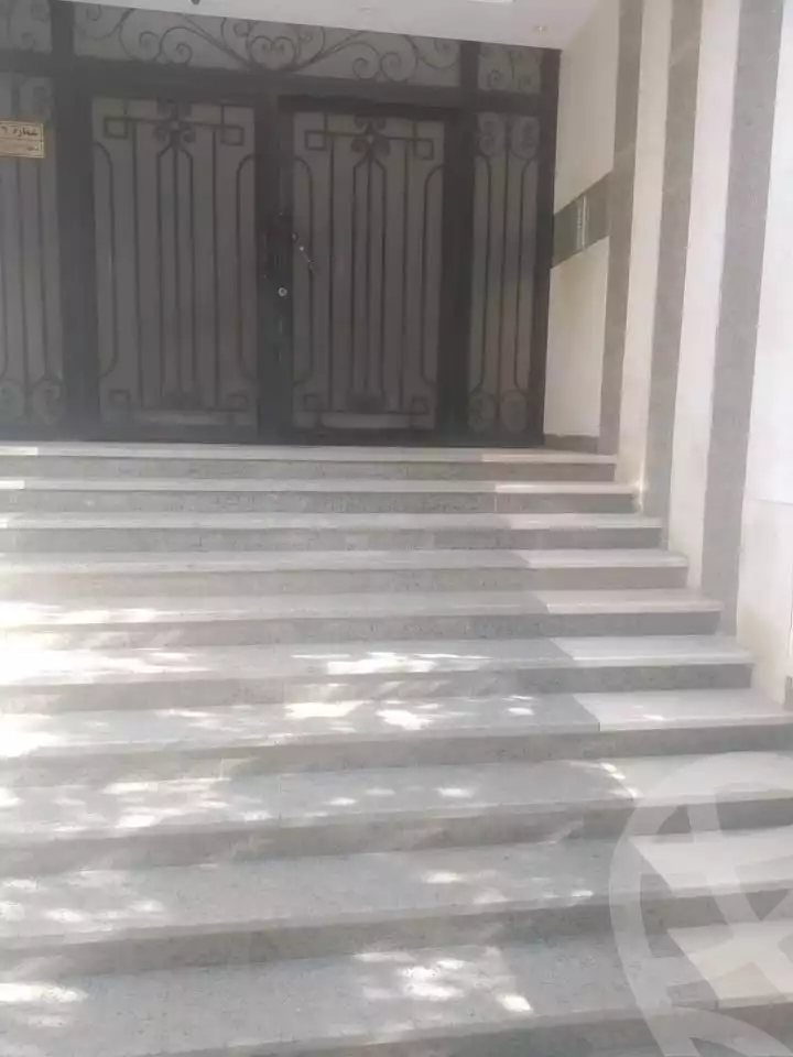 https://aqarmap.com.eg/ar/listing/5924103-for-sale-cairo-mokattam-lhdb-l-ly
