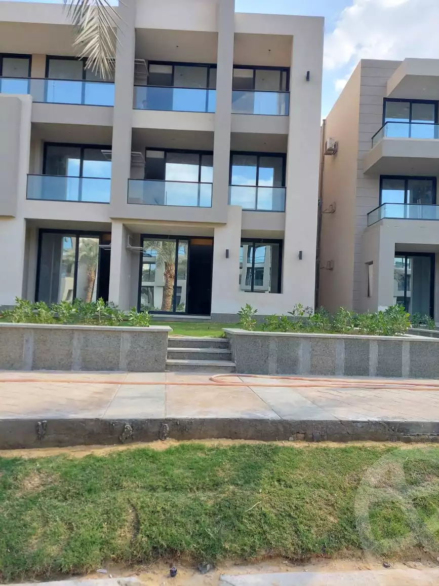 https://aqarmap.com.eg/ar/listing/5924111-for-sale-ain-elsokhna-mdyn-ljll-ljdyd-byl-fyntw