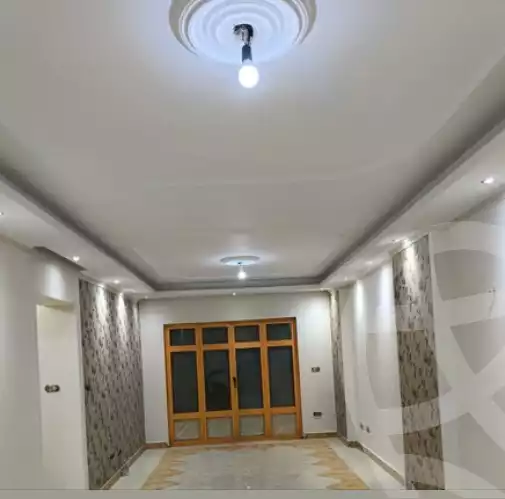 https://aqarmap.com.eg/ar/listing/5924698-for-rent-cairo-mokattam-lhdb-l-ly-shareaa-9