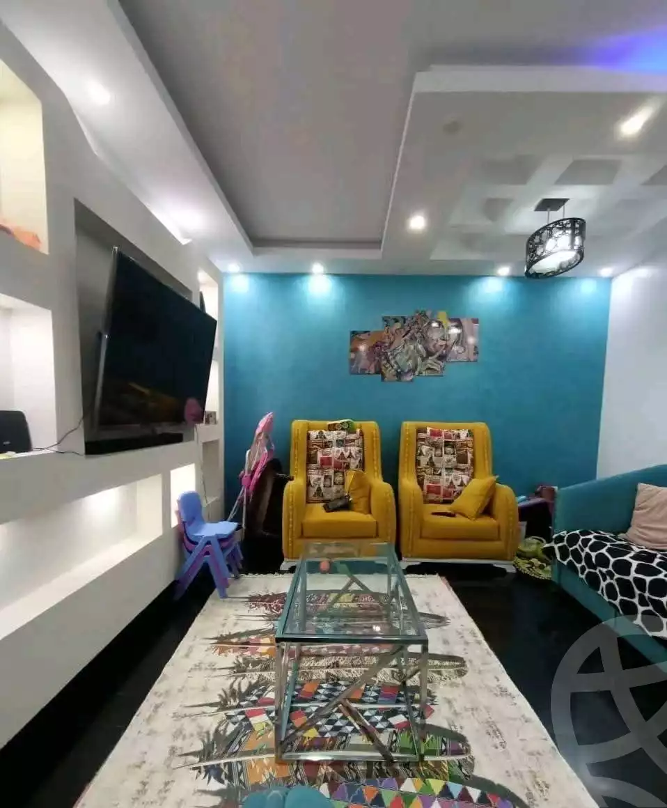 https://aqarmap.com.eg/ar/listing/5925005-for-sale-alexandria-l-jmy-lbytsh-el-zohour-st