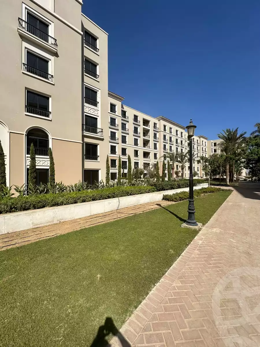 https://aqarmap.com.eg/en/listing/5925032-for-sale-cairo-el-sheikh-zayed-city-compounds-kmbwnd-fyldj-wyst-dr-llttwyr