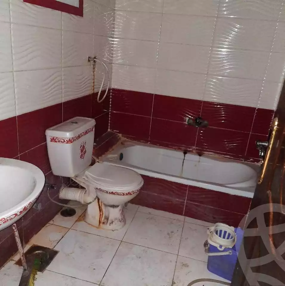 https://aqarmap.com.eg/en/listing/5925841-for-sale-alexandria-l-jmy-el-hanouvel-el-shaheed-ahmed-hamdy-st