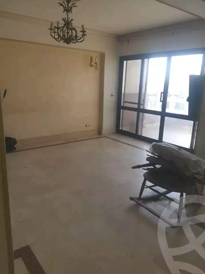 https://aqarmap.com.eg/en/listing/5927033-for-rent-cairo-mokattam-lhdb-l-ly-shareaa-9