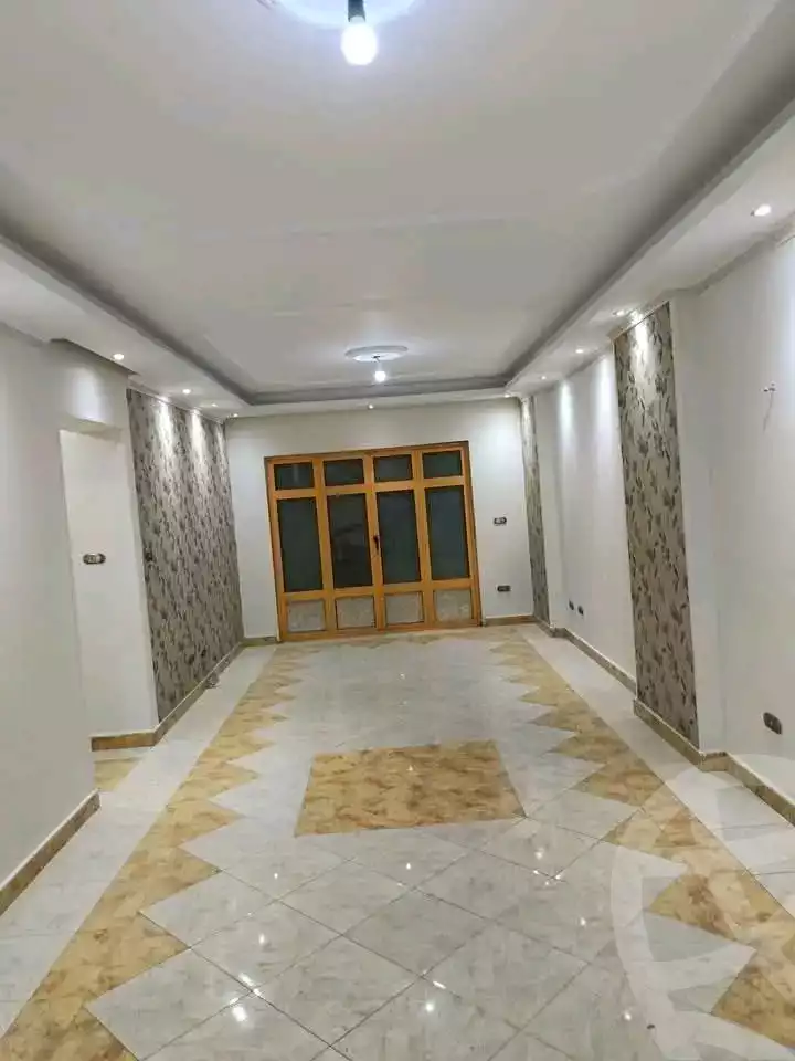 https://aqarmap.com.eg/ar/listing/5927074-for-rent-cairo-mokattam-lhdb-l-ly-shareaa-9