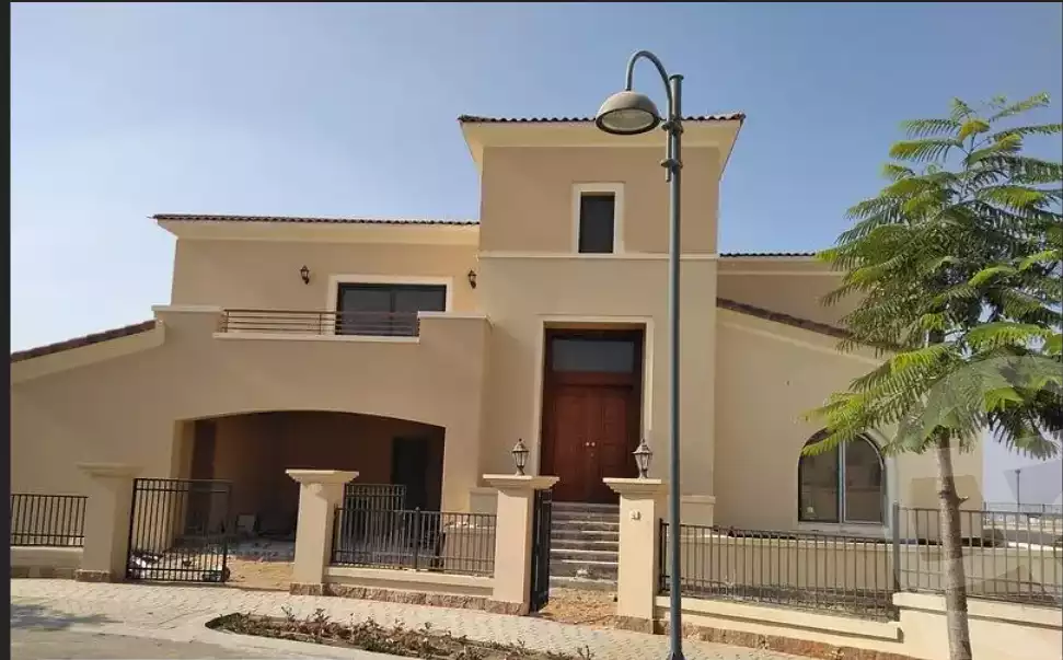 https://aqarmap.com.eg/ar/listing/5927449-for-sale-cairo-mokattam-compounds-uptown-cairo
