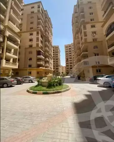https://aqarmap.com.eg/en/listing/5927643-for-sale-cairo-al-oubour-tryq-msr-sm-yly-lshrwy-moon-city