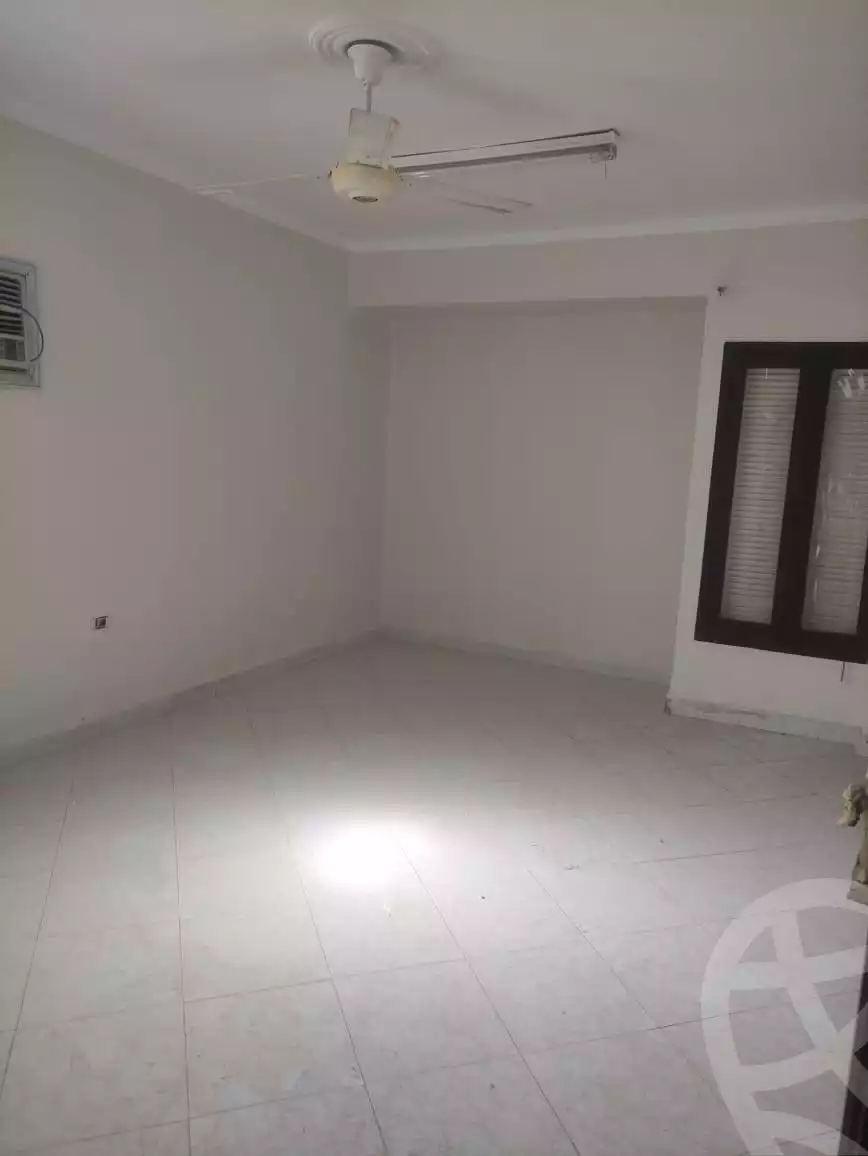 https://aqarmap.com.eg/ar/listing/5929054-for-sale-cairo-15th-of-may-mjwr-3