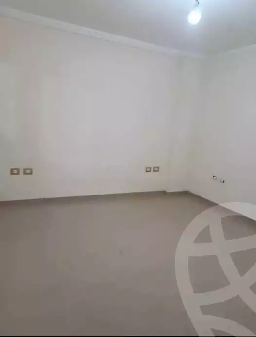 https://aqarmap.com.eg/en/listing/5930531-for-rent-alexandria-zezenia-ibrahim-el-attar-st