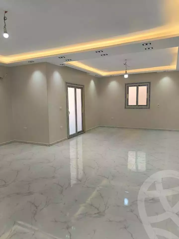 https://aqarmap.com.eg/en/listing/5930909-for-rent-cairo-mokattam-lhdb-l-ly-shareaa-9