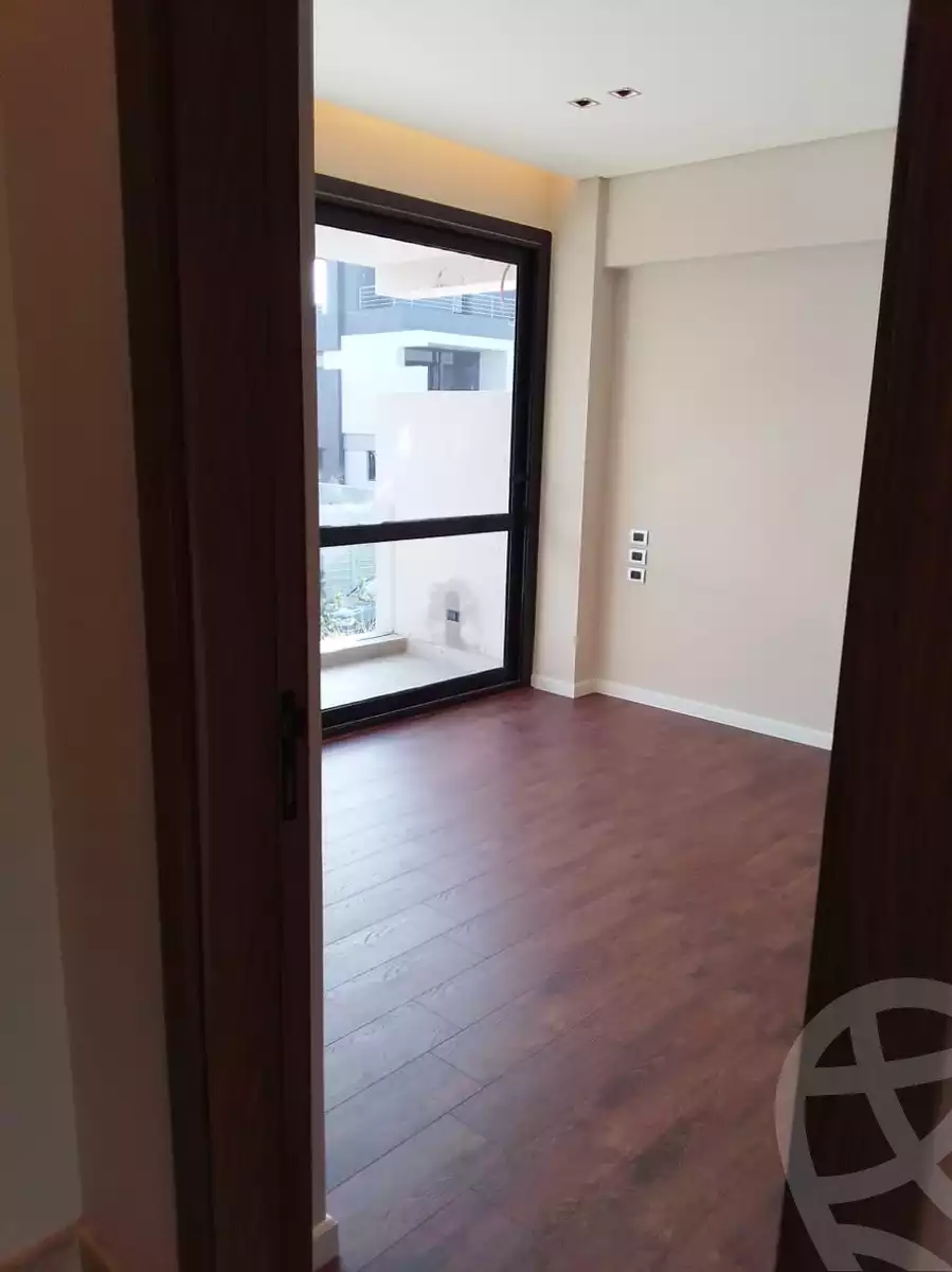 https://aqarmap.com.eg/en/listing/5931282-for-sale-cairo-el-sheikh-zayed-city-compounds-el-patio-zahraa