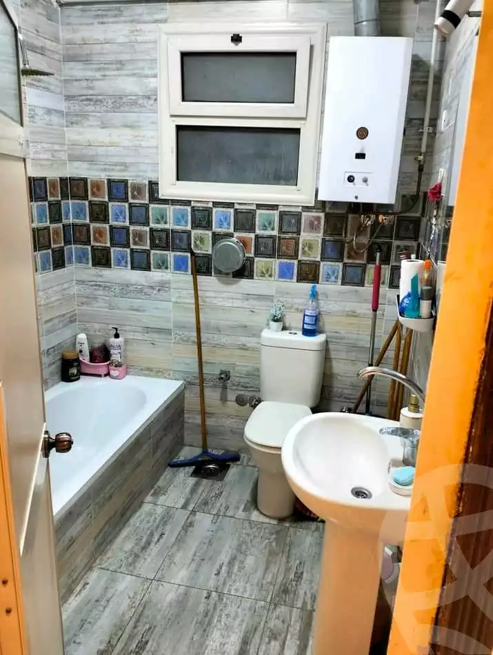 https://aqarmap.com.eg/ar/listing/5931605-for-sale-cairo-helwan-hadayek-helwan-nile-corniche-st