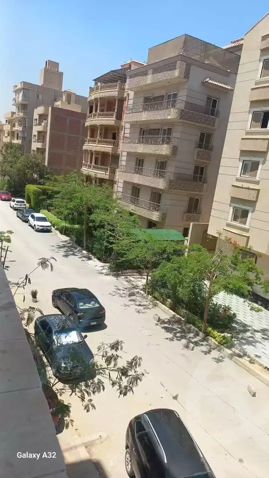 https://aqarmap.com.eg/ar/listing/5931966-for-rent-cairo-mokattam-el-hadabah-el-wosta-el-mantaqa-el-khamsa