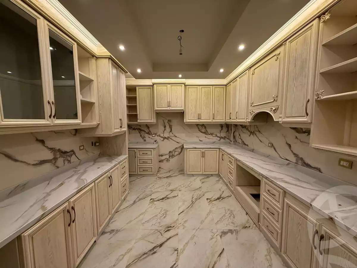 https://aqarmap.com.eg/en/listing/5932048-for-sale-cairo-new-cairo-compounds-el-patio-oro
