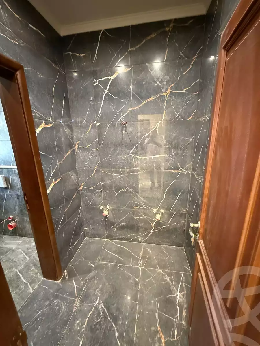https://aqarmap.com.eg/en/listing/5932048-for-sale-cairo-new-cairo-compounds-el-patio-oro