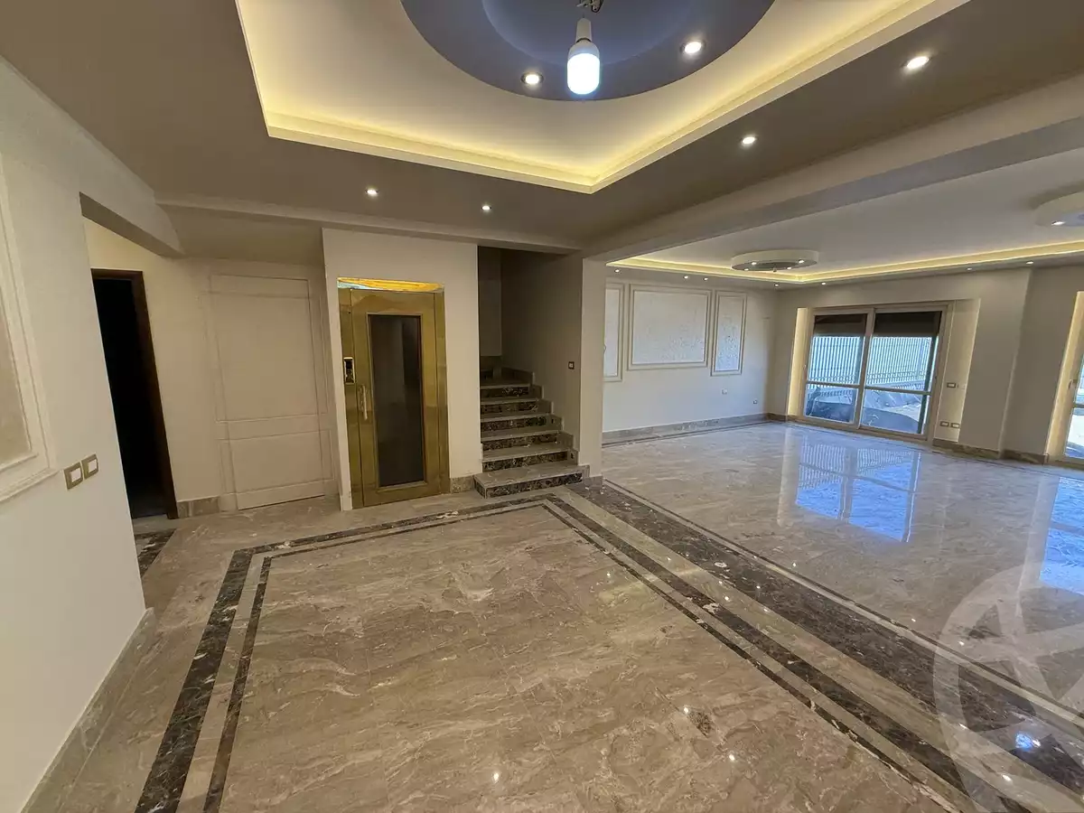https://aqarmap.com.eg/en/listing/5932048-for-sale-cairo-new-cairo-compounds-el-patio-oro