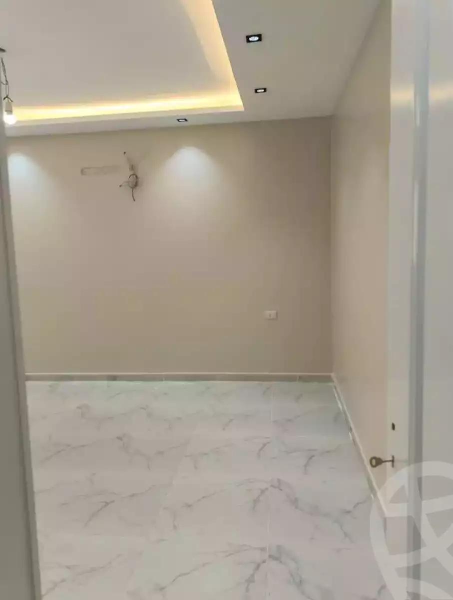 https://aqarmap.com.eg/ar/listing/5933150-for-rent-cairo-mokattam-lhdb-l-ly
