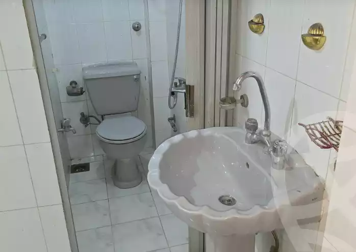 https://aqarmap.com.eg/ar/listing/5933161-for-rent-cairo-ain-shams-el-hady-salamah-st