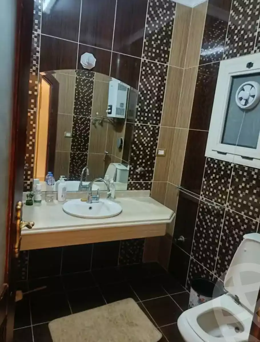 https://aqarmap.com.eg/ar/listing/5933162-for-rent-cairo-mokattam-lhdb-l-ly