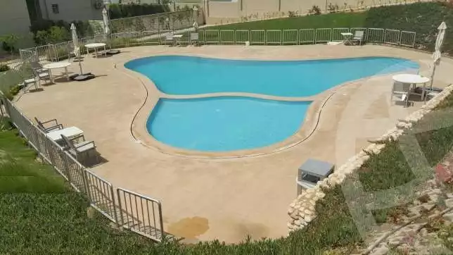 https://aqarmap.com.eg/en/listing/5934677-for-sale-cairo-el-sheikh-zayed-city-compounds-dh-drys
