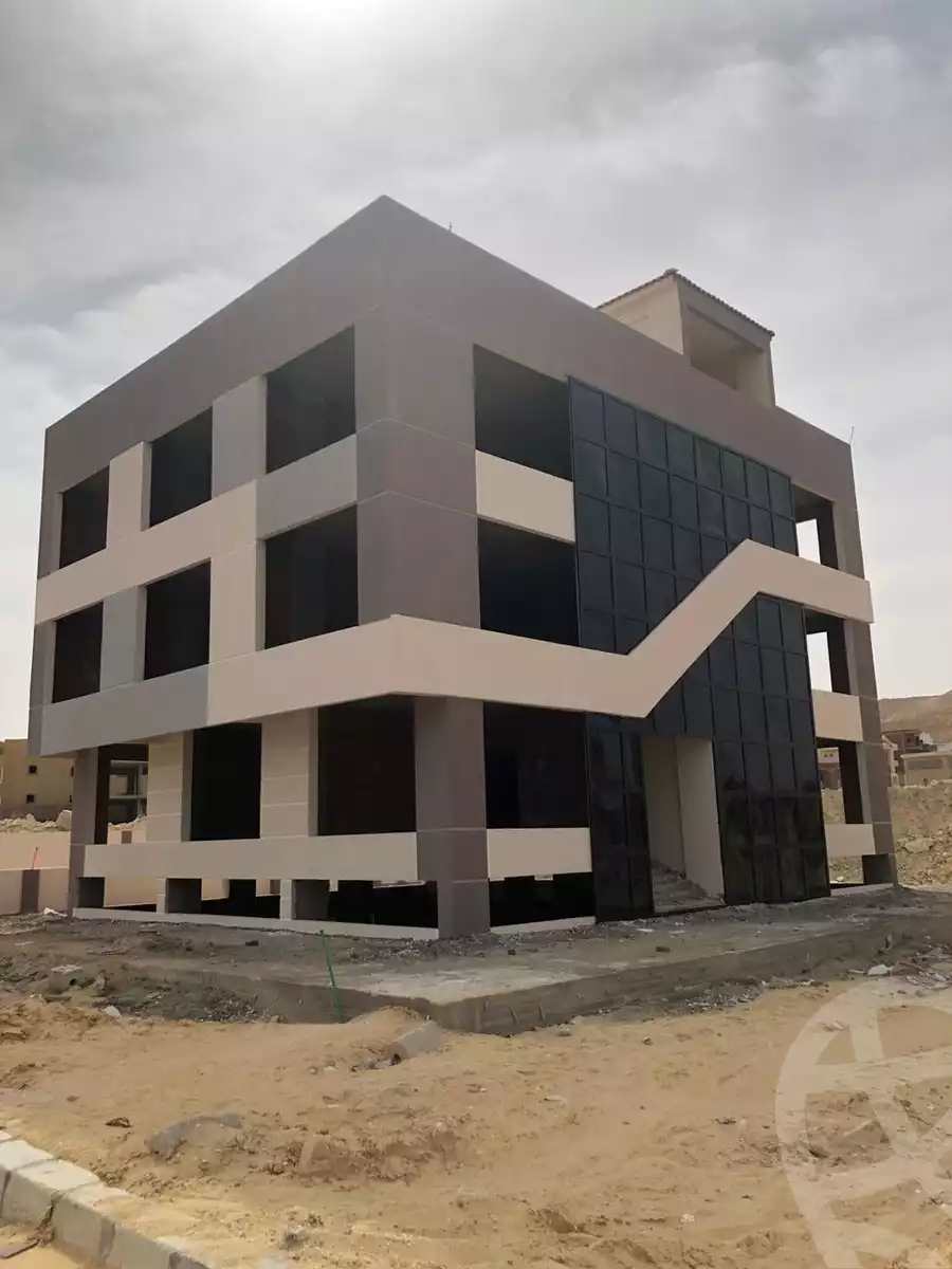 https://aqarmap.com.eg/ar/listing/5934684-for-sale-cairo-6th-of-october-el-wahatt-road