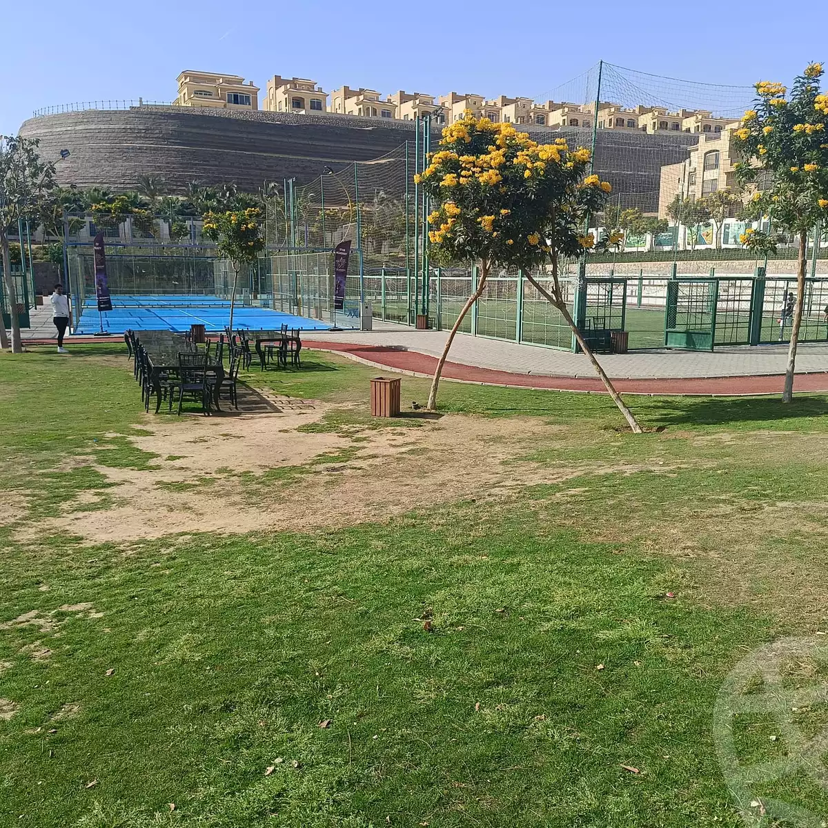 https://aqarmap.com.eg/en/listing/5934798-for-sale-cairo-new-cairo-compounds-stwn-ryzydns-by-ar-y-llttwyr