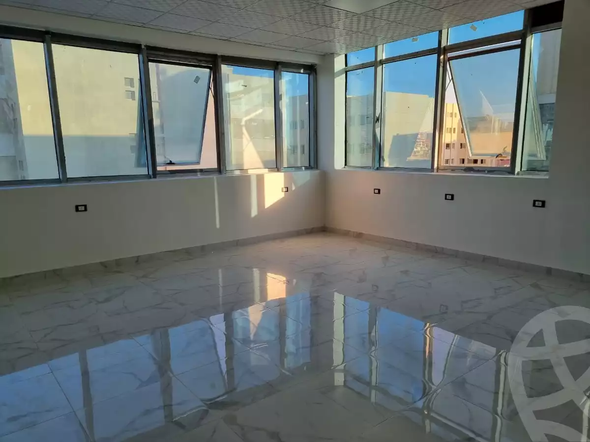 https://aqarmap.com.eg/en/listing/5934824-for-rent-cairo-el-sheikh-zayed-city-compounds-beverly-hills