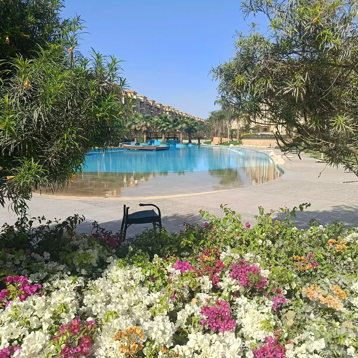 https://aqarmap.com.eg/en/listing/5934807-for-sale-cairo-new-cairo-compounds-stwn-ryzydns-by-ar-y-llttwyr
