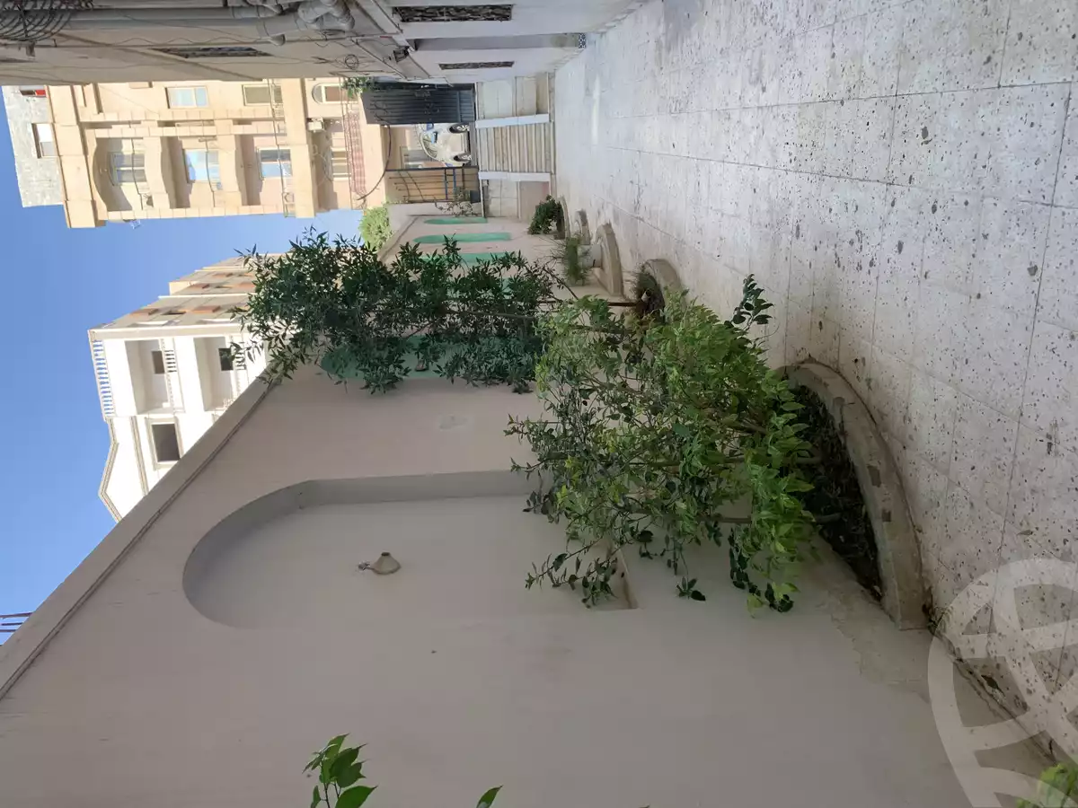 https://aqarmap.com.eg/en/listing/5935003-for-rent-cairo-mokattam-lhdb-l-ly-manteqt-ganob-s